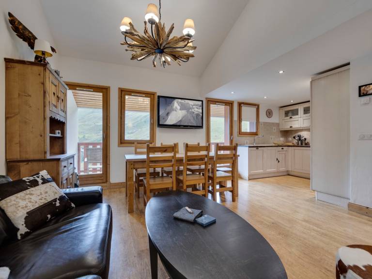 Ferienwohnung in Tignes, FAVRE SPORTS BUREAU (BUREAU) für max. 8 Personen, Ferienwohnung in Tignes, FAVRE SPORTS BUREAU (BUREAU) für max. 8 Personen,
