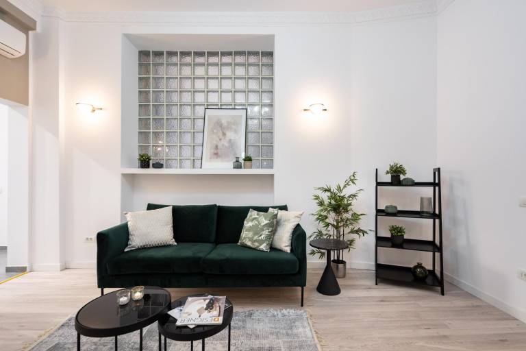 Apartment | Next to Stavropoleos Monastery | Perfect for remote work — photo 4
