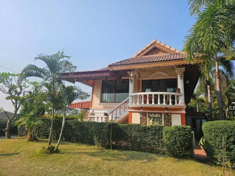 ベッド＆ブレックファスト  Thung Ruang Thong