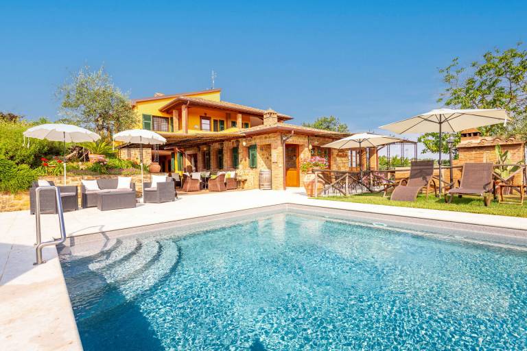 Villa with grill, garden & pool | Panoramic view in Montaione