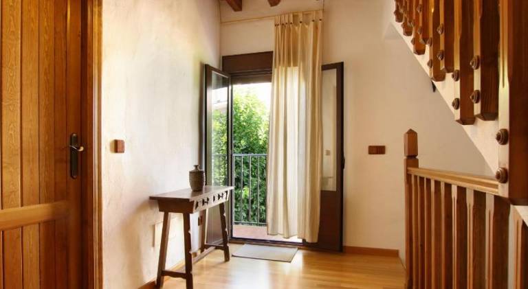 House with terrace — photo 3