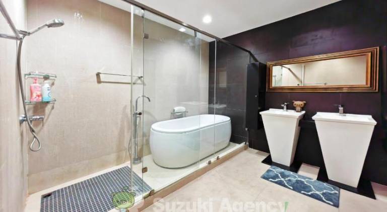 W8 CONDO, TOP Floor LUXE 3 Bedroom Penthouse, Hip central Bangkok area, 5 mins from Thonglo BTS stat — photo 2