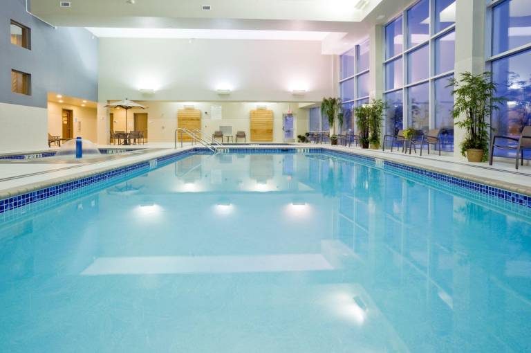 Holiday Inn Express Hotel & Suites Mankato East By IHG — photo 2