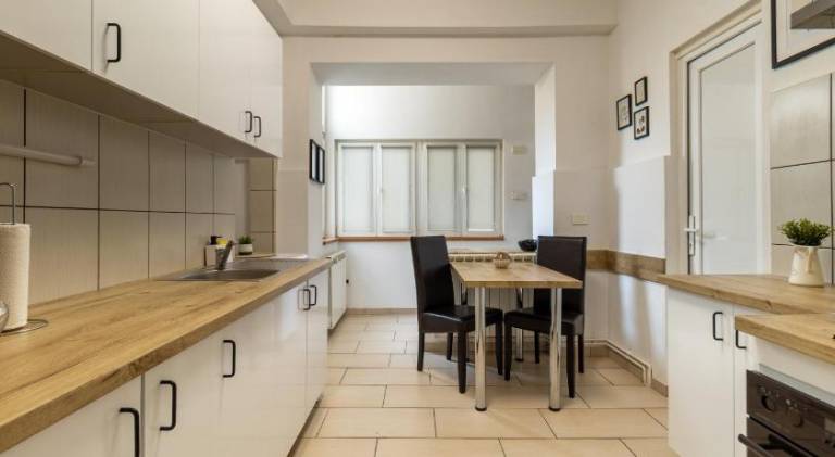 Rental apartment with 2 rooms for 6 persons — photo 4