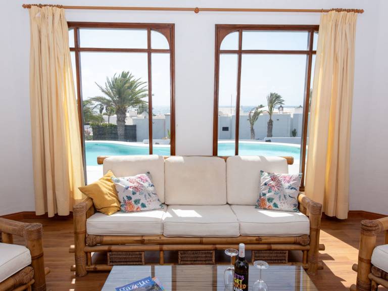 Ferienwohnung mit Hund in Charco del Palo, Lanzarote f&uuml;r max. 3 Personen