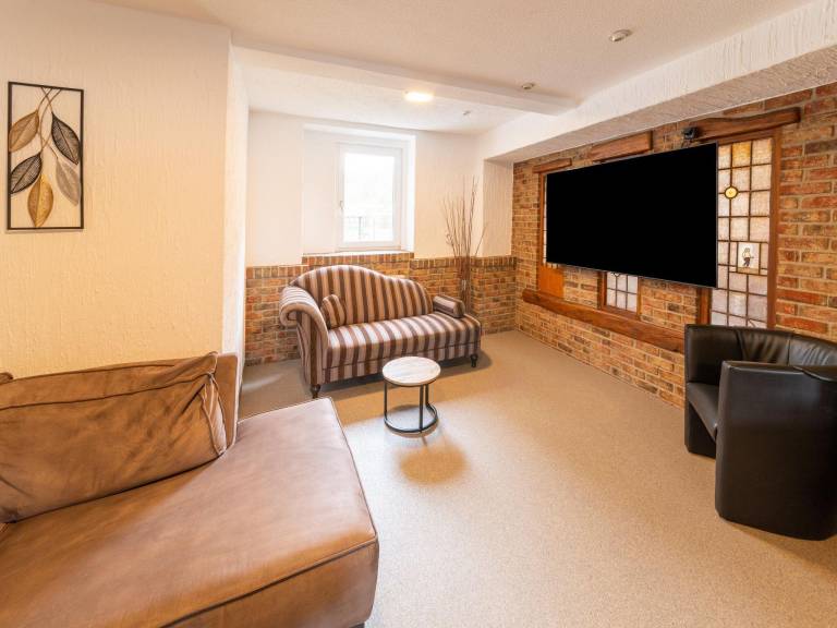 Vacation home with garden, terrace & sauna in Euskirchen