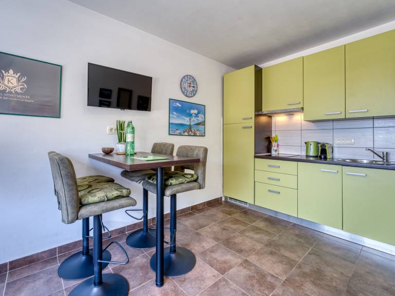 Beautiful holiday apartment with terrace, BBQ & yard | Sea view | Beach nearby | Pet-friendly — photo 3