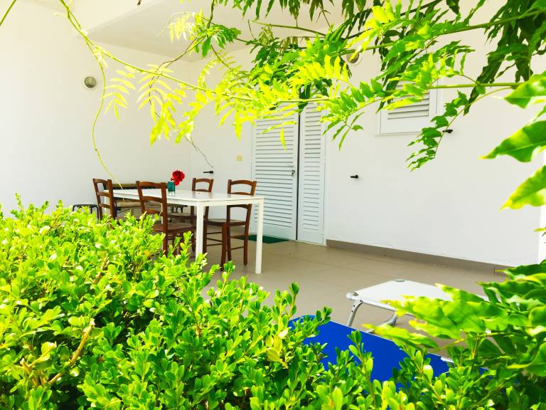 Villa with grill & garden — photo 4