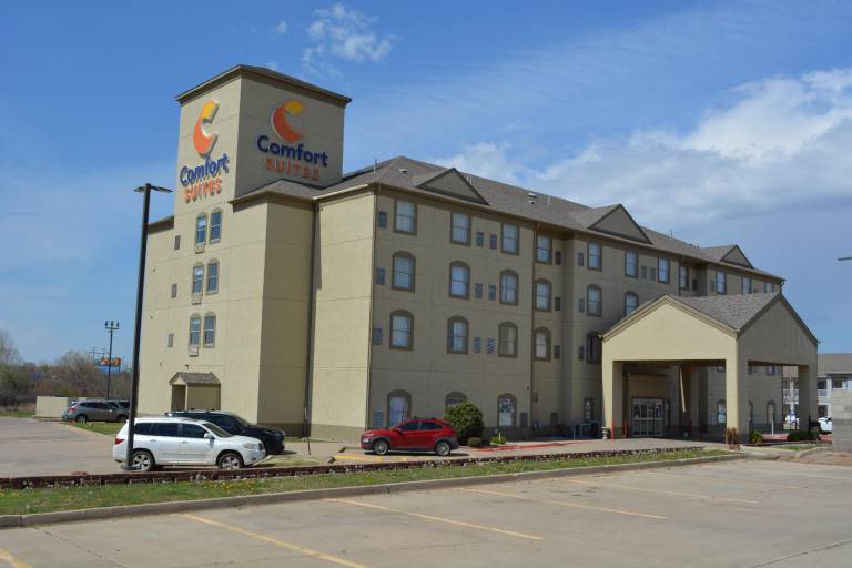 Comfort Suites Yukon - SW Oklahoma City in Yukon, OK