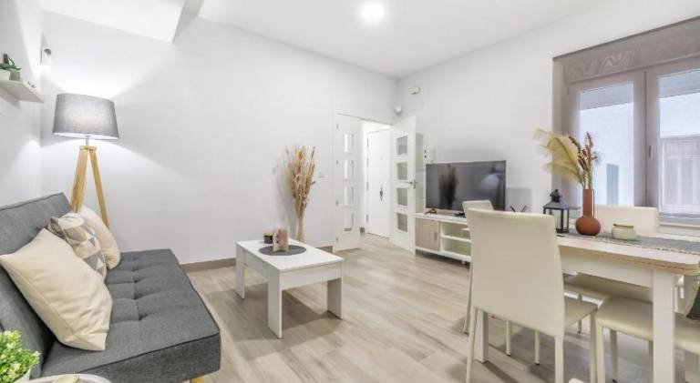 Apartment with 2 rooms for 5 persons — photo 2