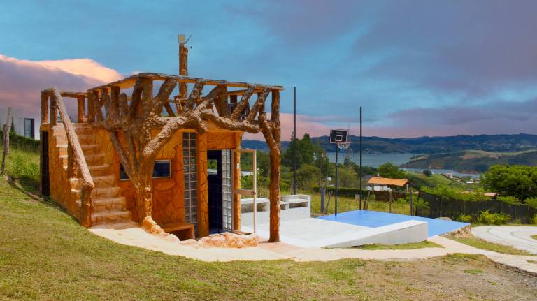 Cabaña Lago · Naturaleza, Piscina y Vista — photo 4