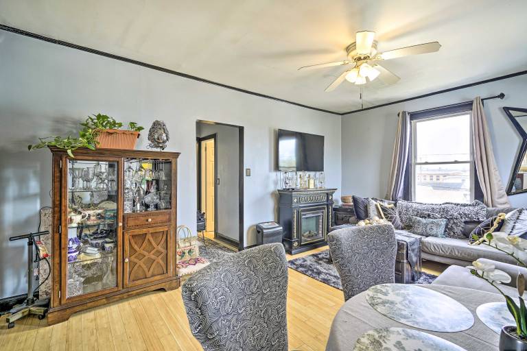 Long Branch Apartment: 1 Mi to Beach, Pier Village — photo 3