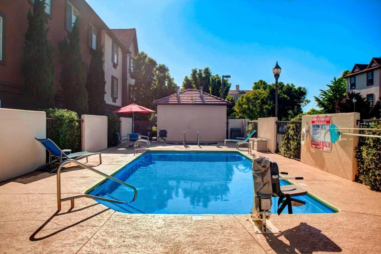 TownePlace Suites by Marriott Fresno — photo 4