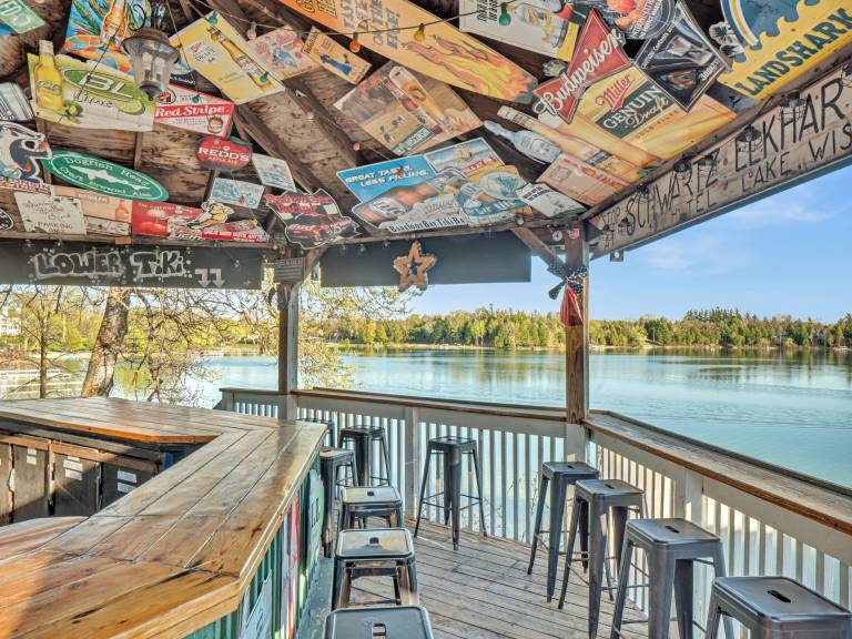 Villa  Elkhart Lake