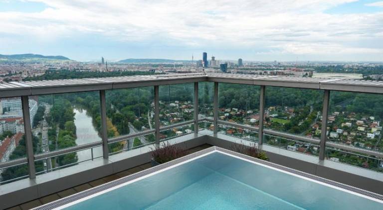 Rental apartment with pool — photo 5
