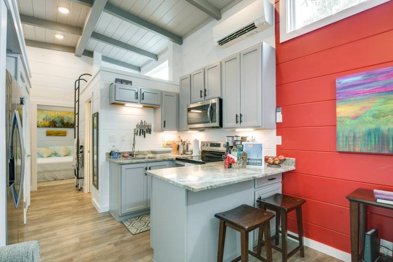 Chic Flat Rock Tiny Home Pool Access