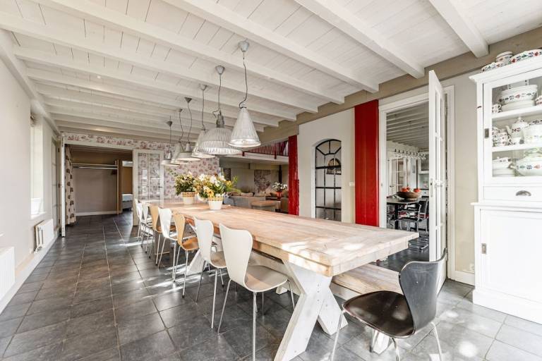 Fully equipped spacious vacation home with patio, garden & grill | Nature view | Pets are welcome — photo 3