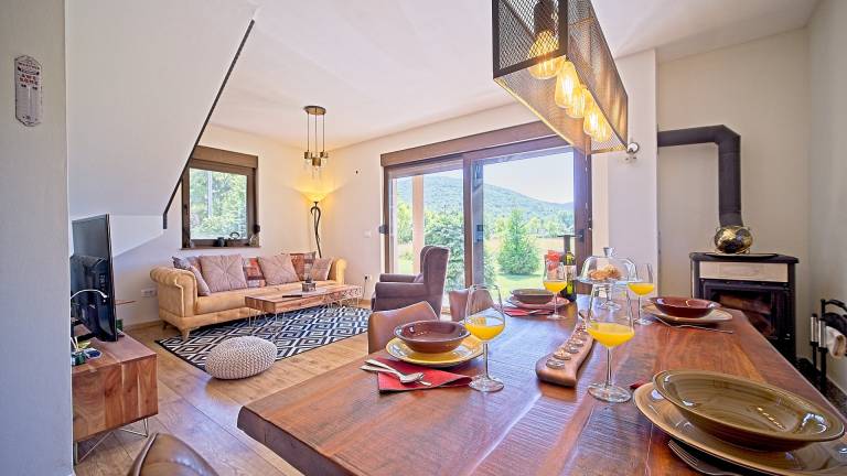 Villa with private pool, grill & patio — photo 4