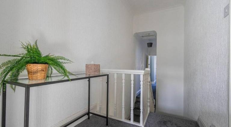 The Luxury Home Free Parking 10 Min Walk to Cardiff Town — photo 5
