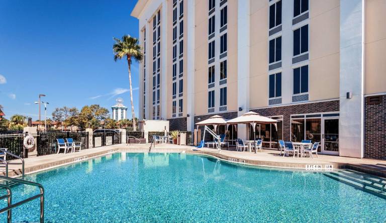 Hampton Inn Orlando Near Universal Blvd/International Dr — photo 2