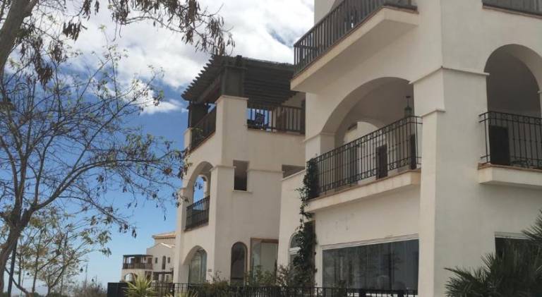 Pleasant rental apartment with pool & jacuzzi | Pets are welcome — photo 3