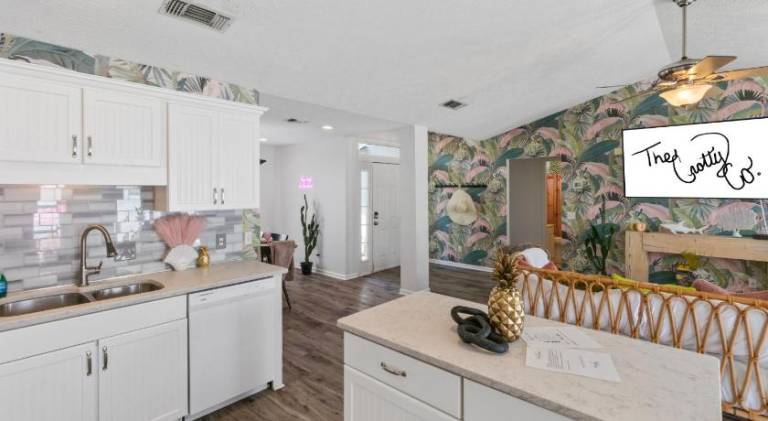 Steps to the beach & close to 30A! Private pool with sundeck & putt putt golf! — photo 4
