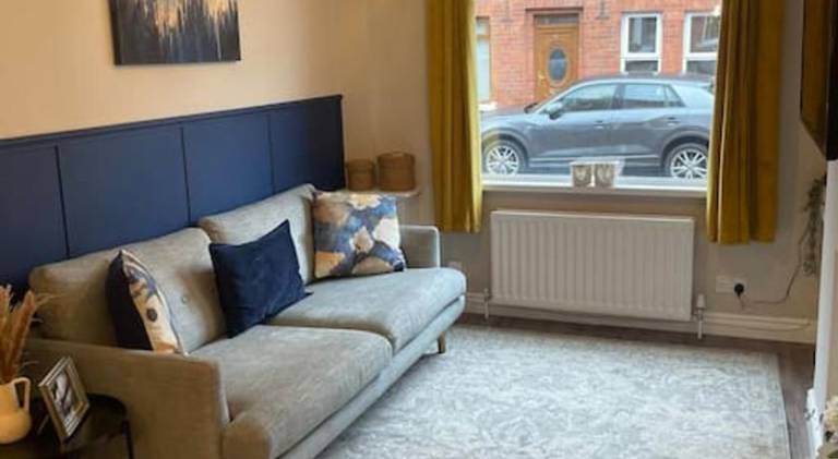 House | Next to St George's Market | Pets are welcome in Belfast