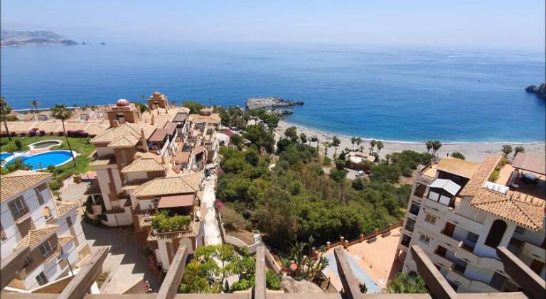 Holiday apartment with jacuzzi & pool | Close to the beach | Pets allowed — photo 3