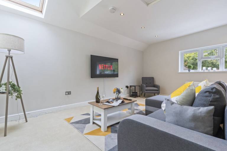 Apartment Reigate