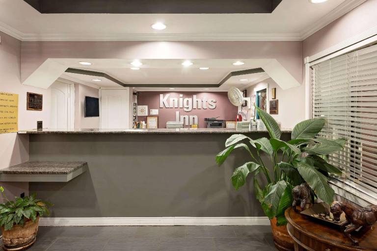 Knights Inn - Port Charlotte FL — photo 3