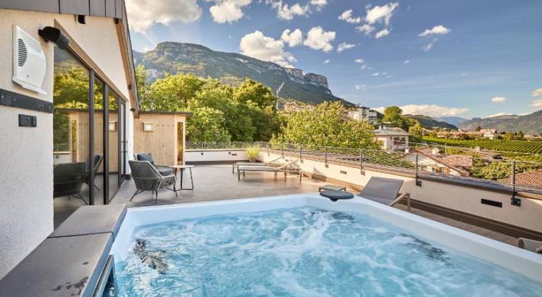 Appius Design Suites B&B - ADULTS ONLY in Appiano Sulla Strada del Vino