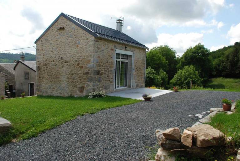 Gite with garden & patio — photo 4