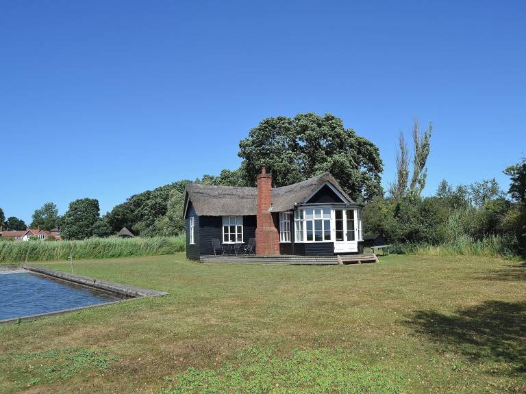 Cottage Hickling
