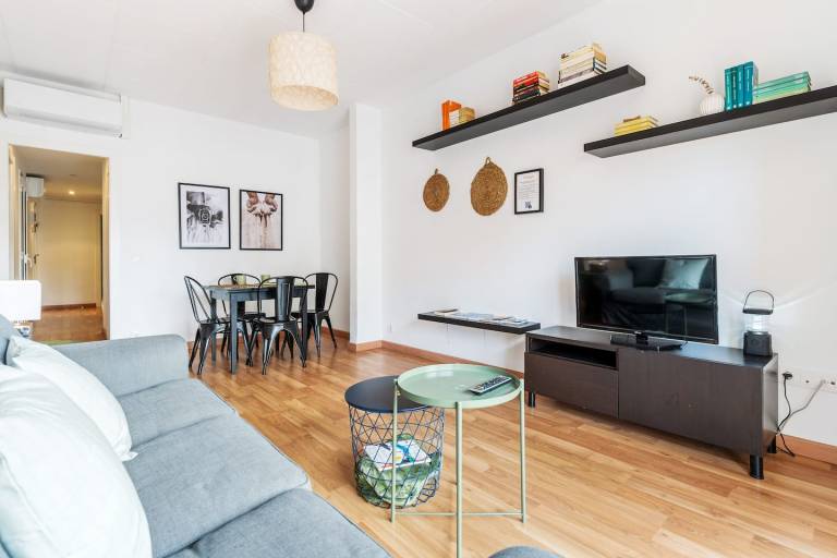 Holiday apartment with terrace | Next to Sagrada Família — photo 5