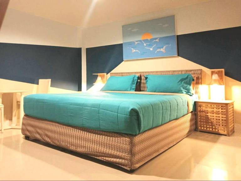 Limburi Hometel in Patong