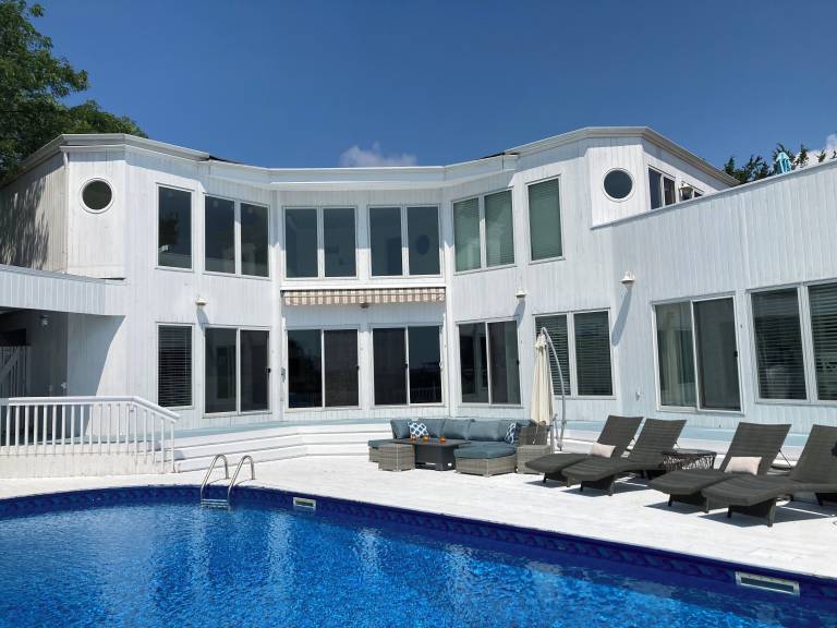 House  Westhampton