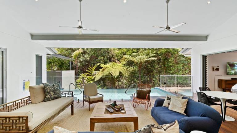 House Palm Cove