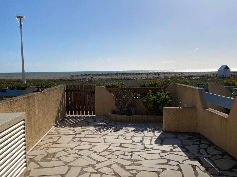 Villa T3 Mezzanine, 6 ppl, Beach Access, Parking, Pets Allowed — photo 5