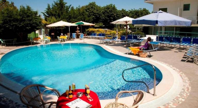 Blumoon Capri con accesso Piscina — photo 5