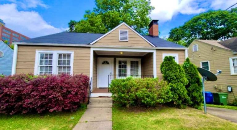 Vacation home with yard | Close to High Museum of Art | Dogs allowed in Atlanta, GA