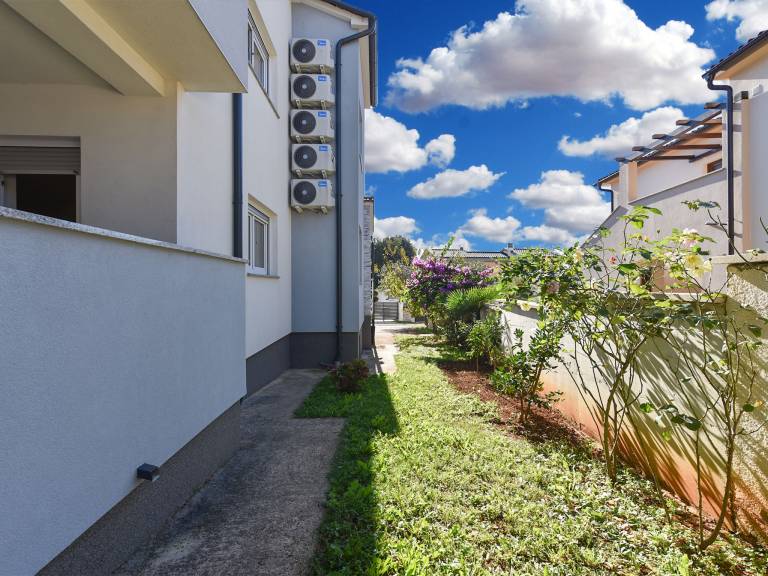 Ferienwohnung  Štinjan