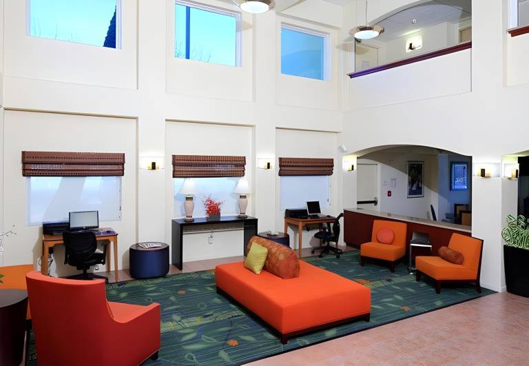 Fairfield by Marriott Inn & Suites San Francisco San Carlos — photo 5