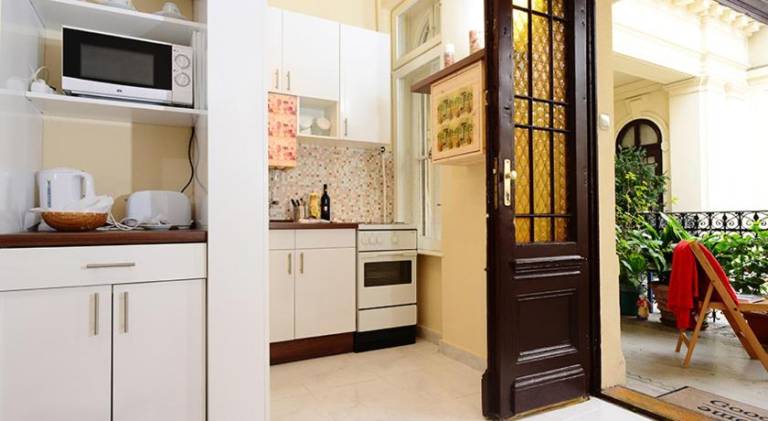 Apartment | Next to Hungarian Parliament Building — photo 5