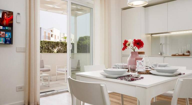 Apartment with terrace — photo 2