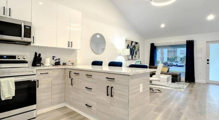 Ample house with pool | Good for workation | Pet-friendly — photo 4