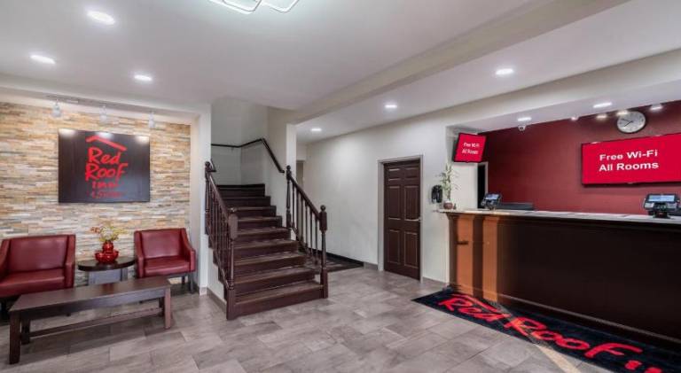 Red Roof Inn & Suites Carrollton, GA-West Georgia — photo 3