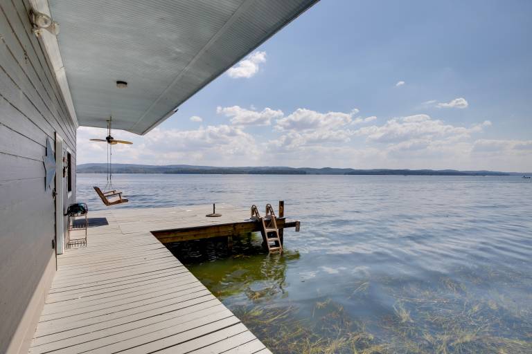 Hot Tub & Dock: Guntersville Lake Getaway! — photo 2