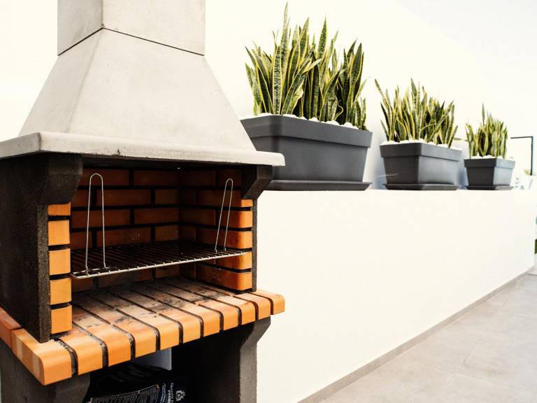 Fully equipped wonderful villa with grill, garden & private pool | Pets allowed — photo 4