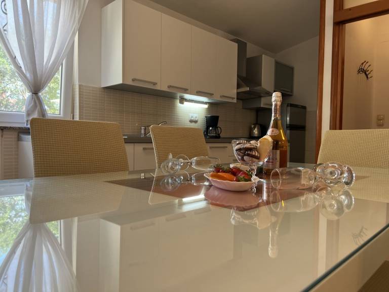 Fully equipped house with terrace, yard & hot tub | Dogs allowed in Vodice