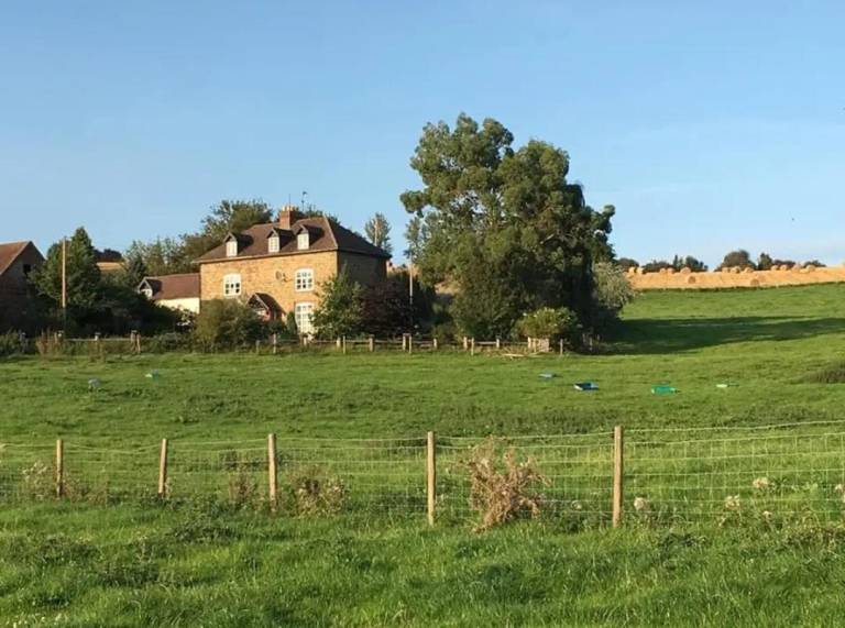 Farmhouse Evesbatch